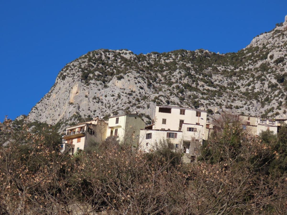 Hotel Auberge De Calendal Aiglun  Exteriér fotografie