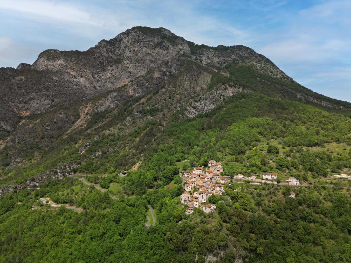 Hotel Auberge De Calendal Aiglun  Exteriér fotografie